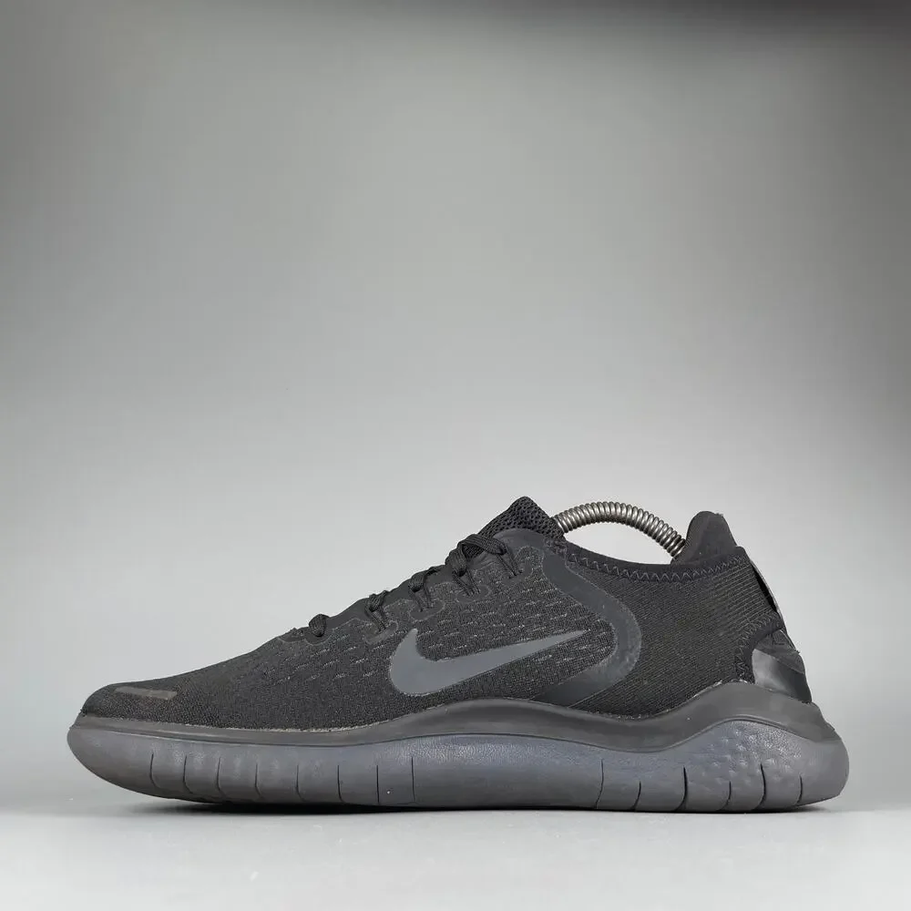 Nike Free RN 2018 Men’s 9 Triple Black Low Top Lace-Up Sneakers Casual Shoe GUC